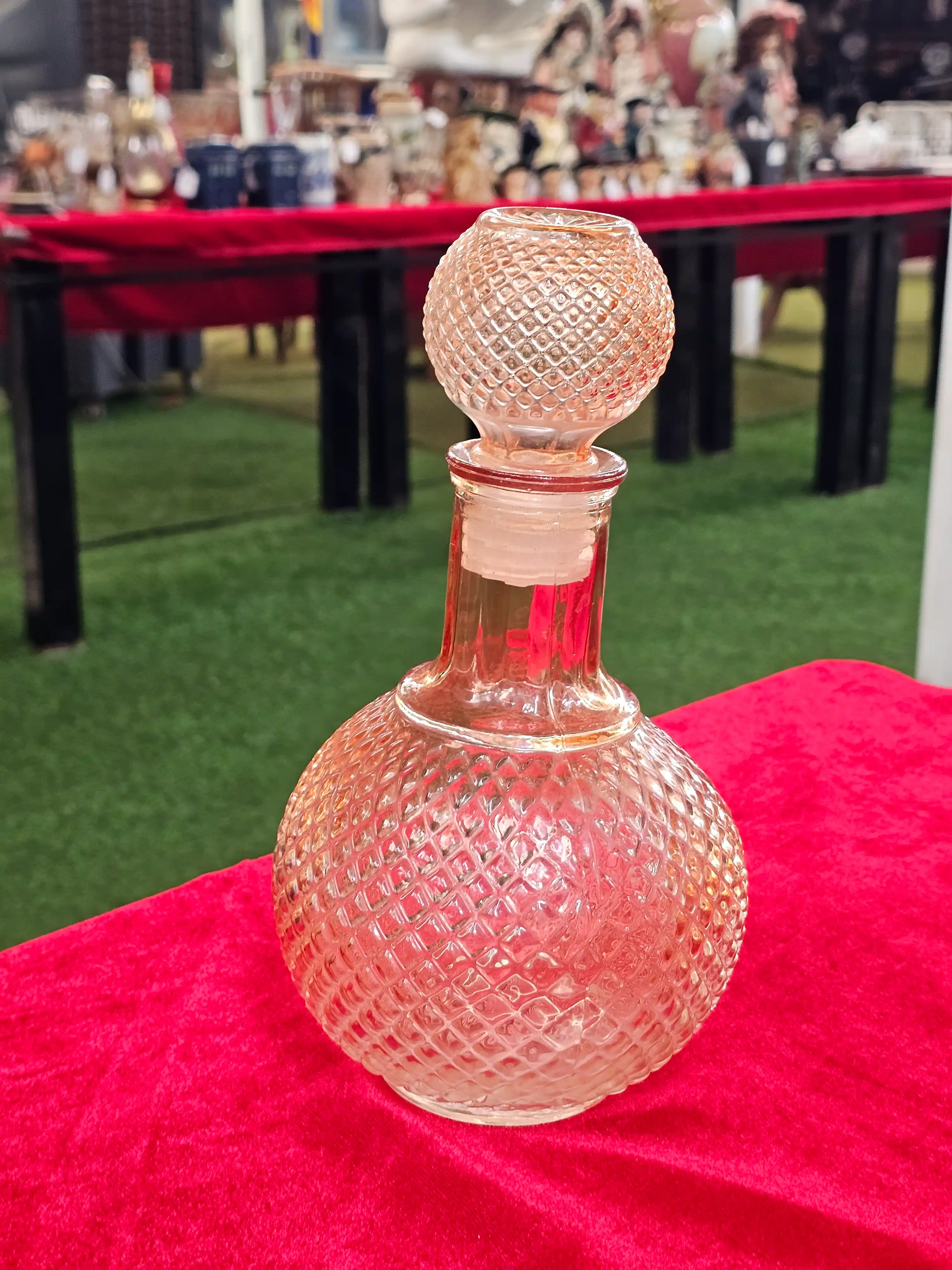 Pink Diamond-Cut Decanter — photo 3