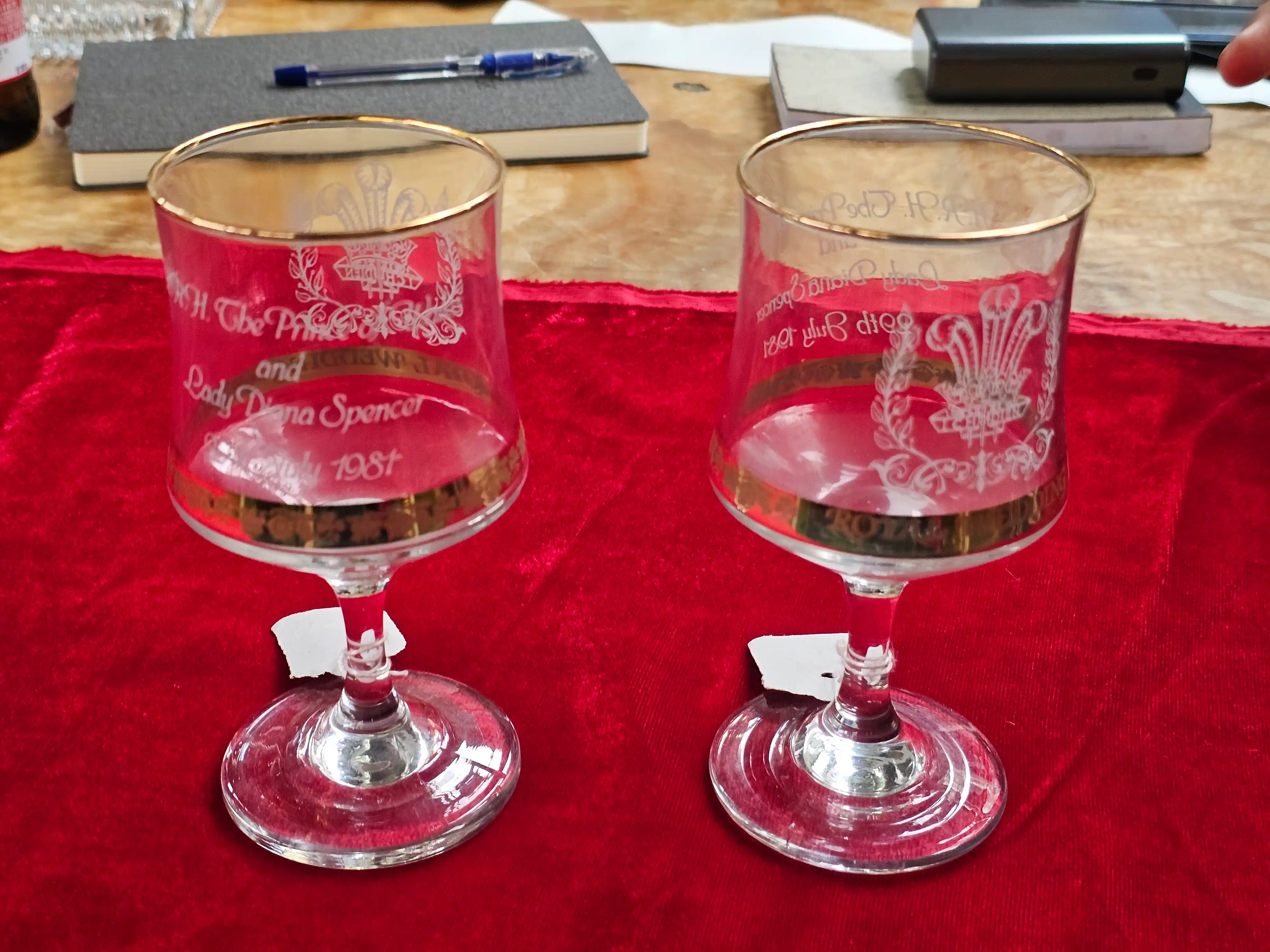 Gilt-Rimmed Commemorative Goblets, Pair — photo 2