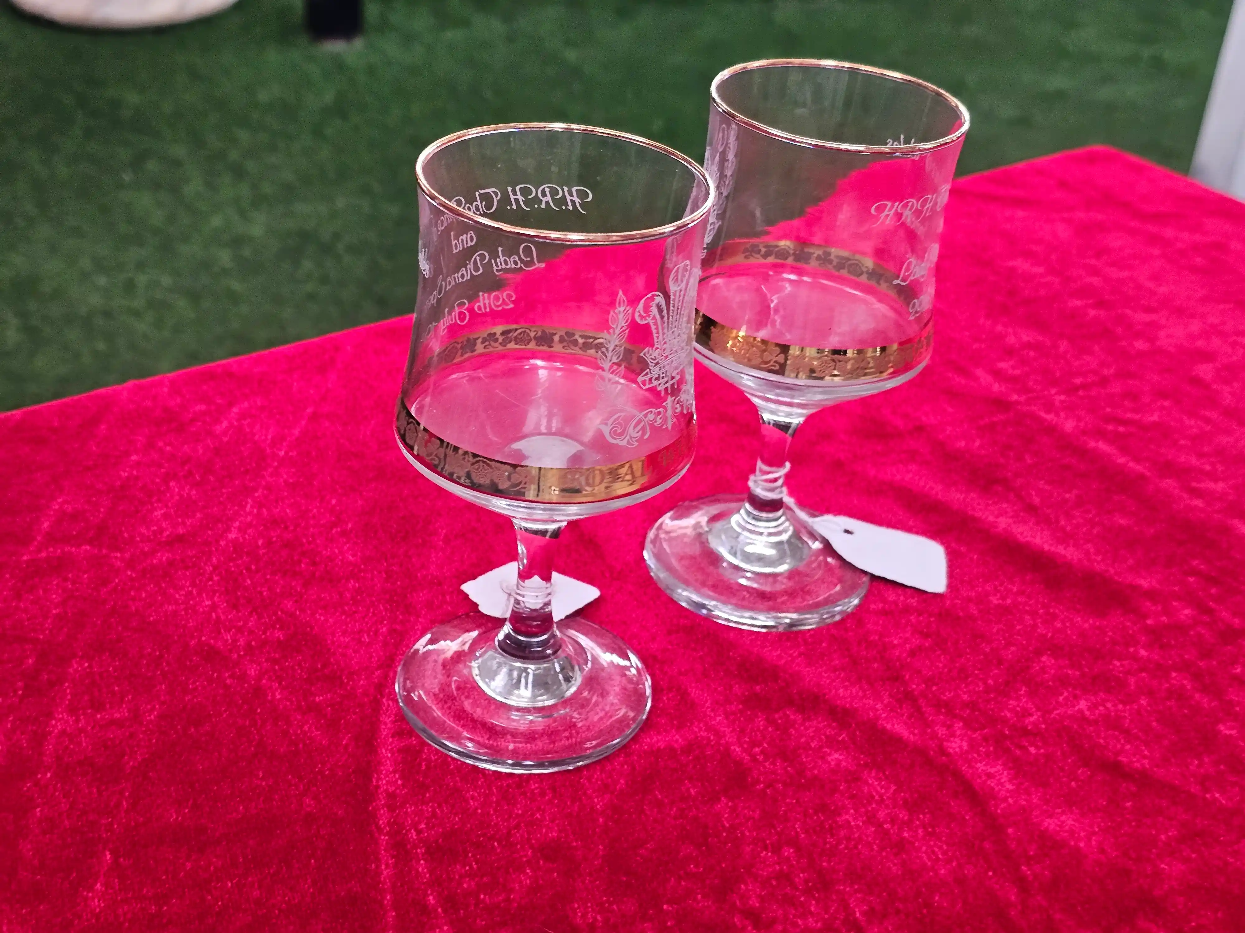 Gilt-Rimmed Commemorative Goblets, Pair — photo 3