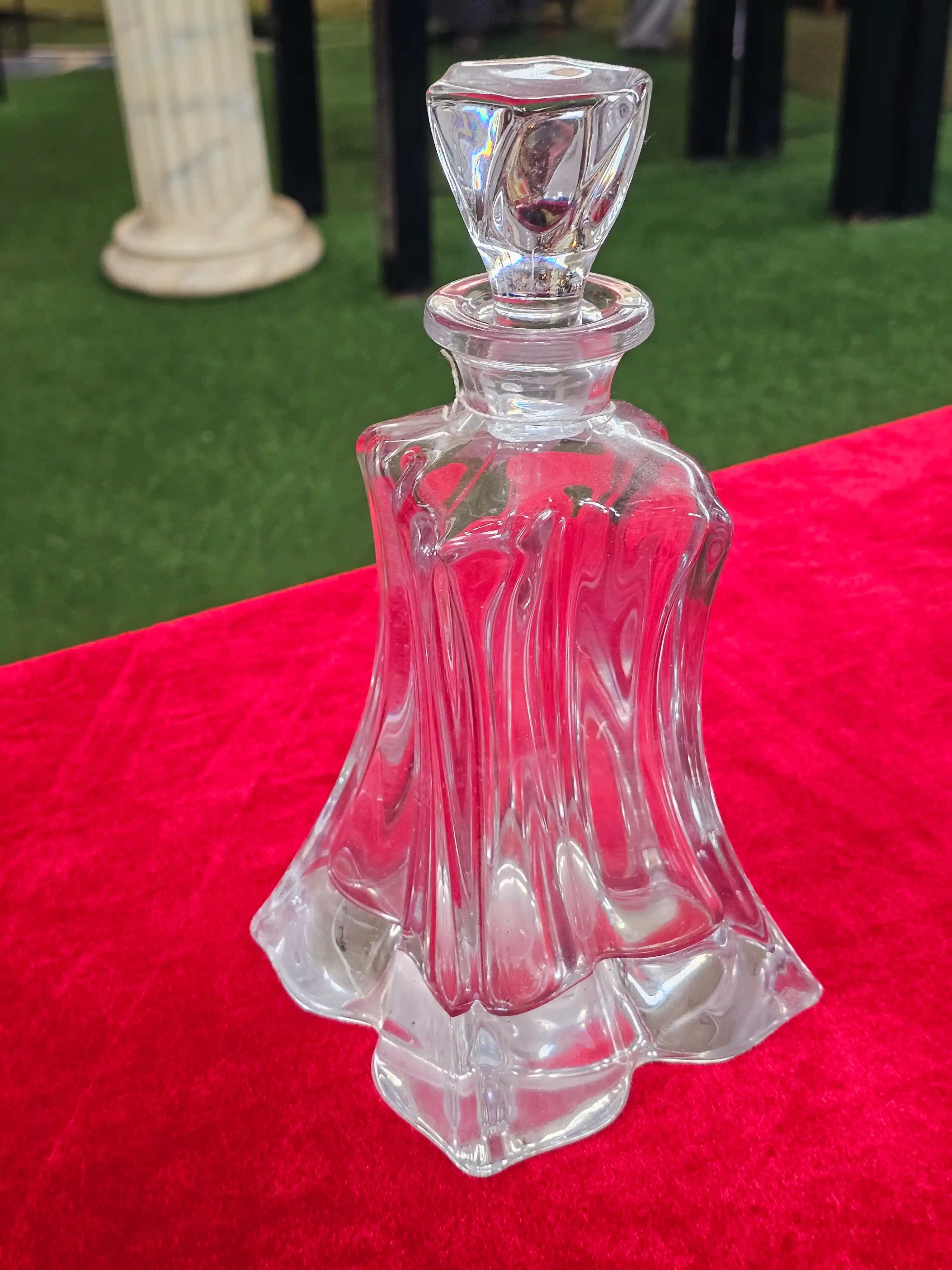 Draped-Form Crystal Decanter — photo 3