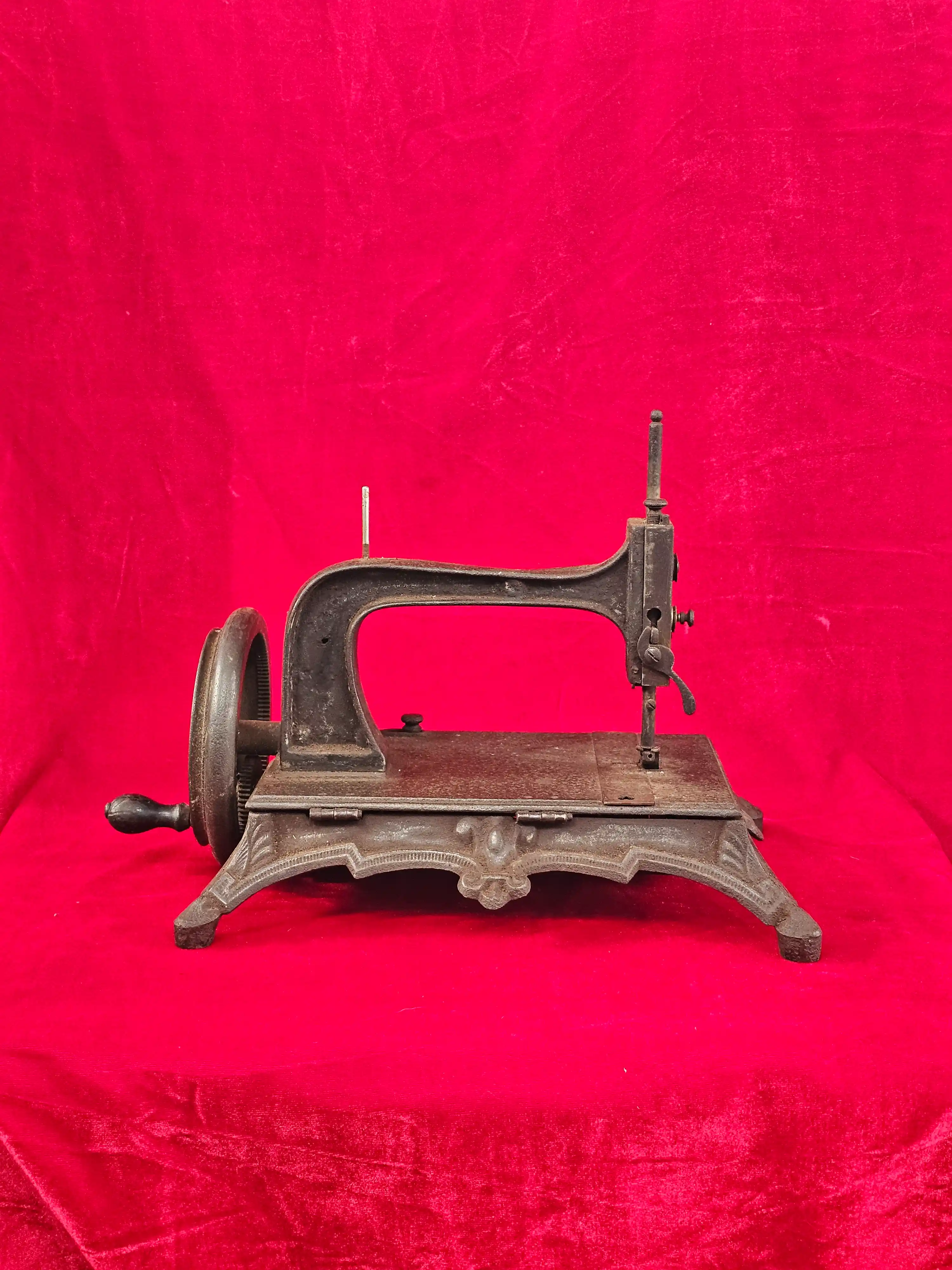 Vintage Cast Iron Hand-Crank Sewing Machine